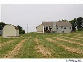 5th image of 4988 Smith Dr