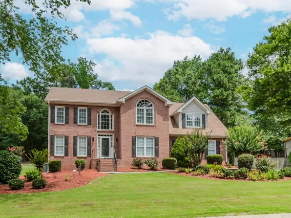 960 Chaucer Gate Ct, Lawrenceville, GA 30043
