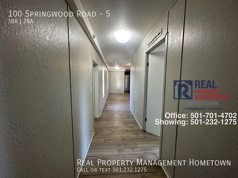 100 Springwood Rd #5 — Photo 5