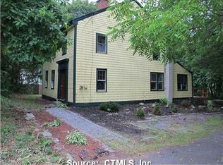 22 Liberty St, Clinton, CT 06413