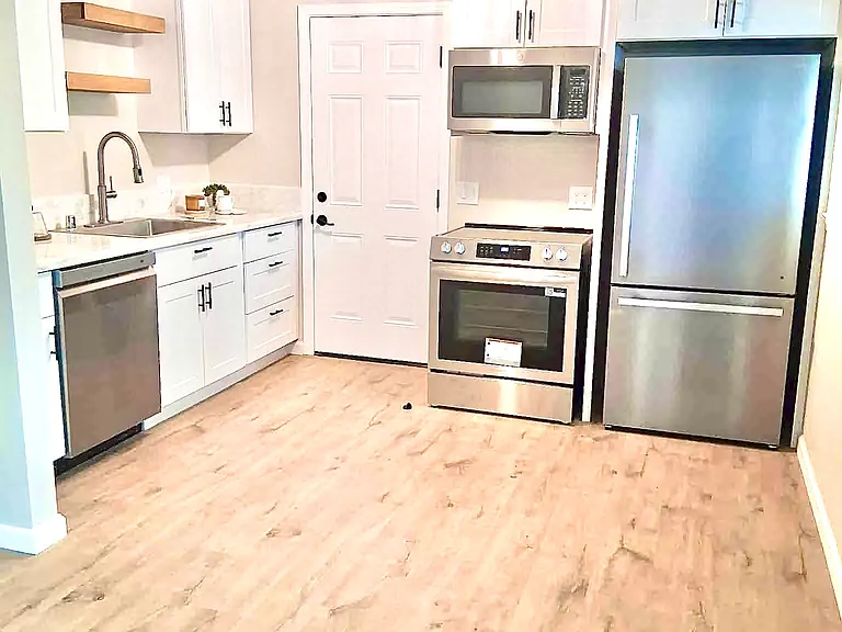 1166 Franzel Rd — Photo 3
