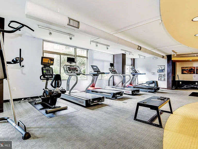 3600 Glebe Rd #202W — Photo 17