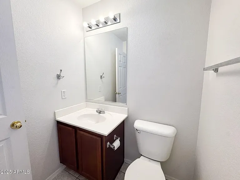 N 82nd Gln — Photo 19