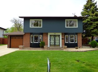 240 Springfield Ter, Des Plaines, IL 60018