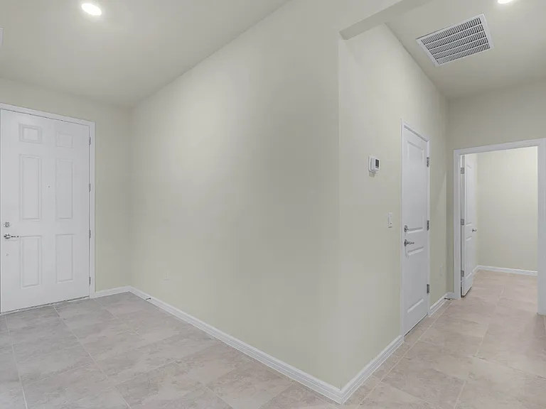 14307 Noto Ave — Photo 9