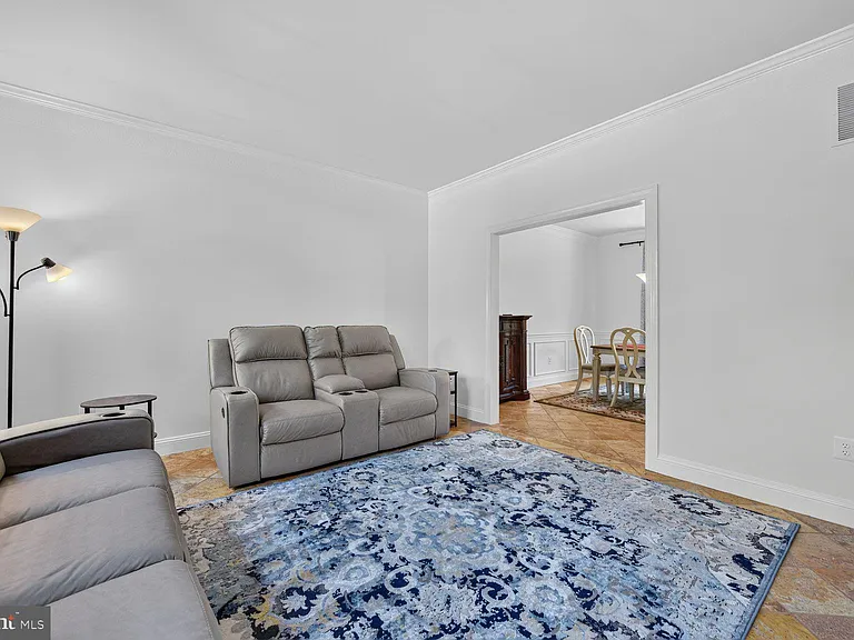 380 Clagett St SW — Photo 7
