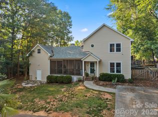 3072 Point Clear Dr, Tega Cay, SC 29708