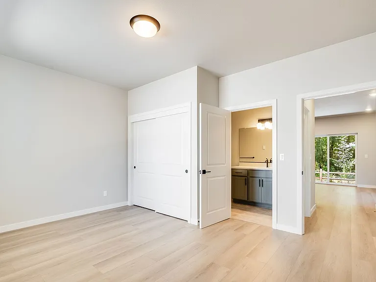 16901 SW 132nd Ter — Photo 6