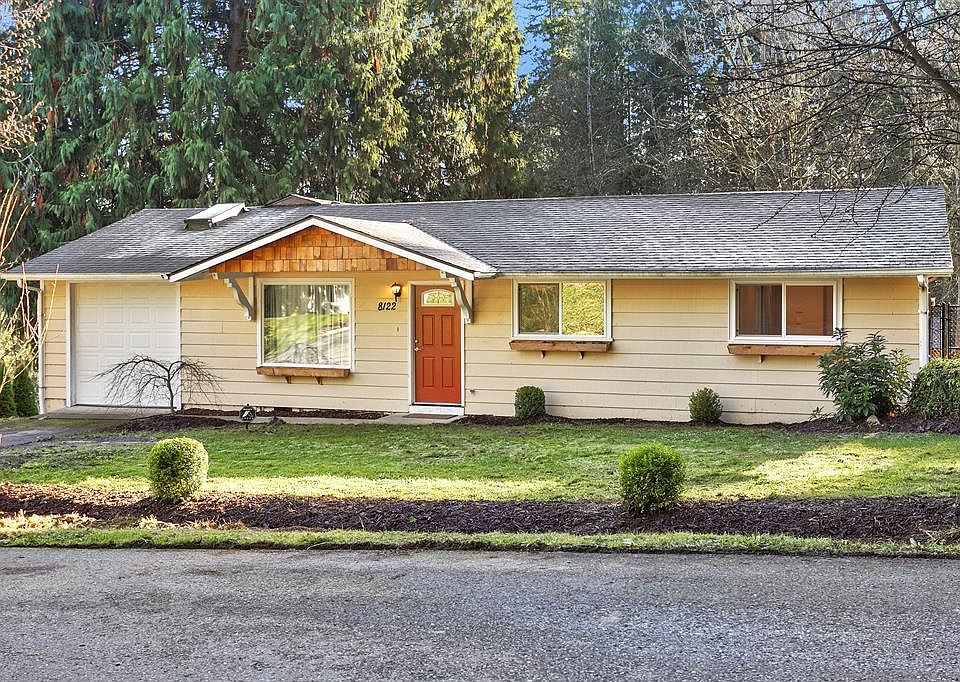 1st image of 8122 71st Pl SE