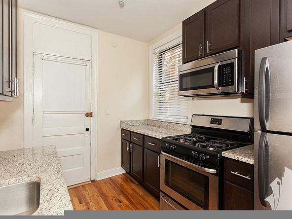 5th image of 4727 N Leavitt St #3