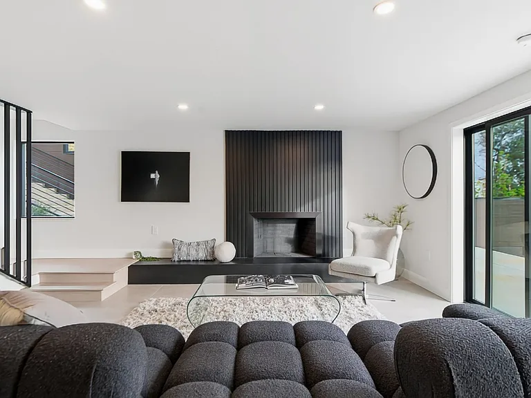 1764 E Loma Alta Dr — Photo 43