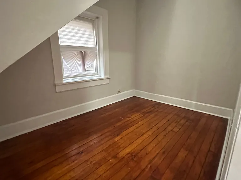 1631 S California Ave #1F — Photo 4