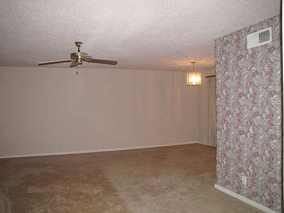 5th image of 5405 Patterson Dr