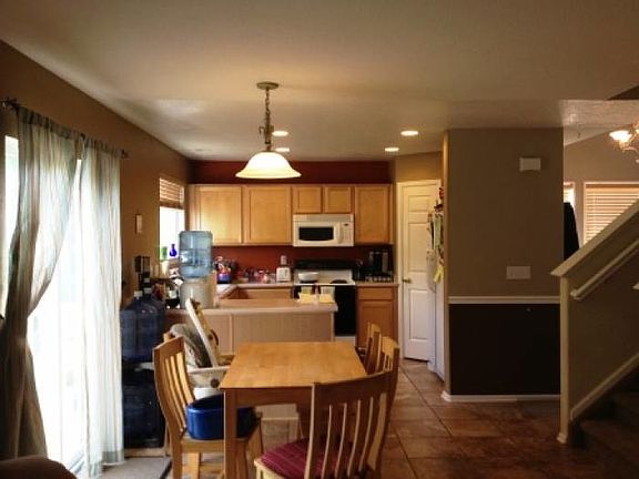 Dining/Kitchen