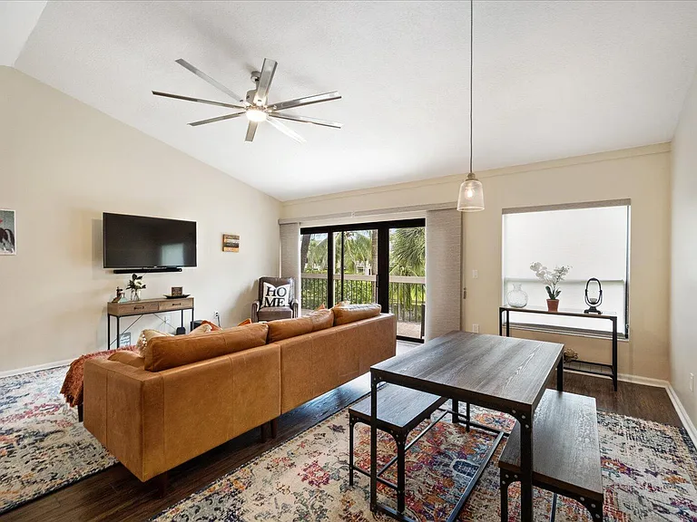 11863 Wimbledon Cir #538 — Photo 8