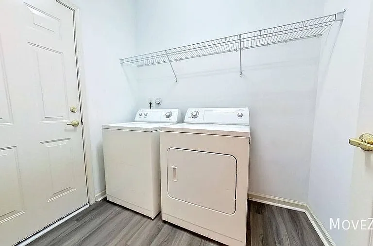 9409 Night Harbor Dr — Photo 19