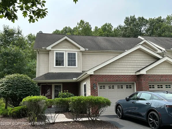 15 Oak Leaf Ln #B-1, East Stroudsburg, PA 18301