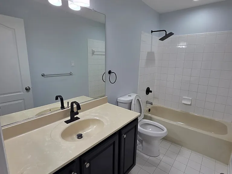 9127 Marlove Oaks Ln — Photo 17