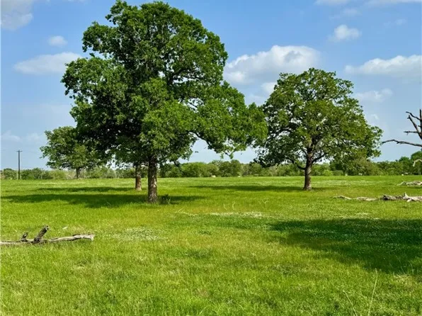 15420 Arhopulos Rd, College Station, TX 77845