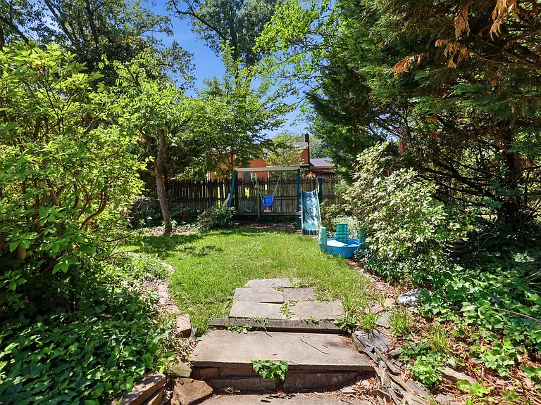 7322 Edmonston Rd — Photo 53