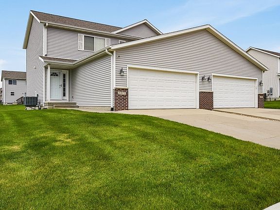 2nd image of 1577 Hunters Creek Way