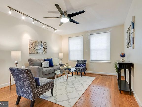 4th image of 2960 S Columbus St #3257