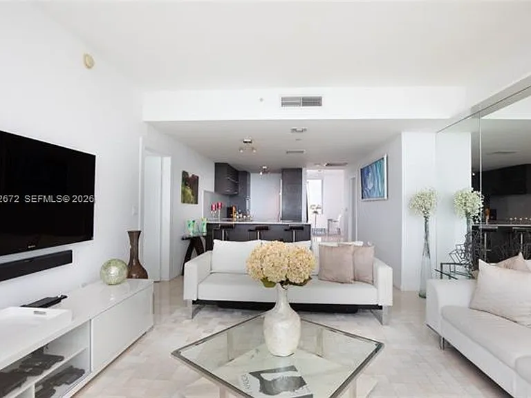900 Biscayne Blvd #2002 — Photo 1
