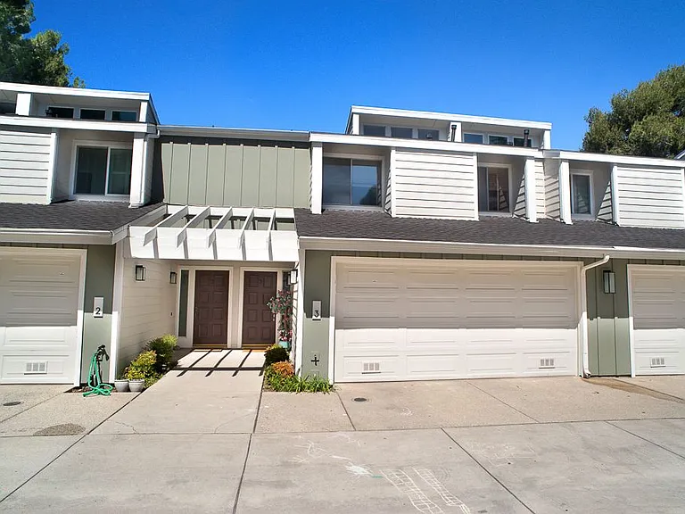 18200 Andrea Cir S #3 — Photo 2