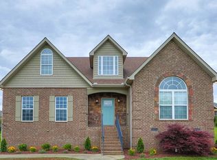 8031 Vineyard Ln, La Vergne, TN 37086