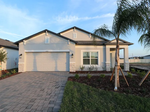 3142 Adams Cross Dr, Zephyrhills, FL 33540