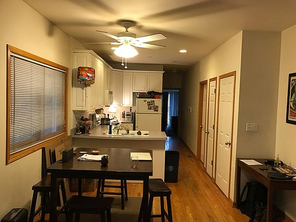 2nd image of 1330 N Greenview Ave #1DUPLEX