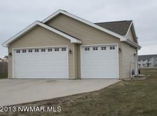 540 Pelican River Rd, Detroit Lakes, MN 56501