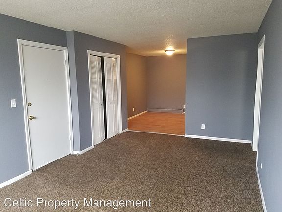 3rd image of 2715 W 42nd Ave APT 07