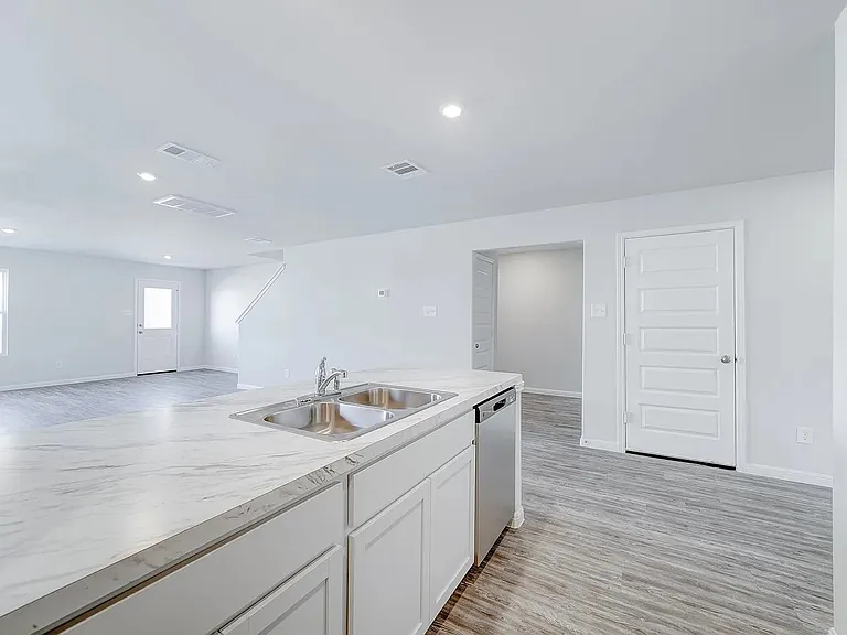 1704 Dwelling Pl — Photo 7