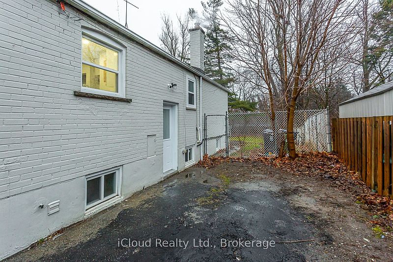 Toronto House for rent - 5 Bedrooms — photo 34