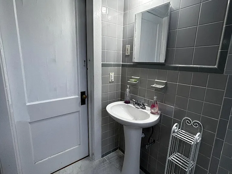 108 Washington Ave #1 — Photo 6
