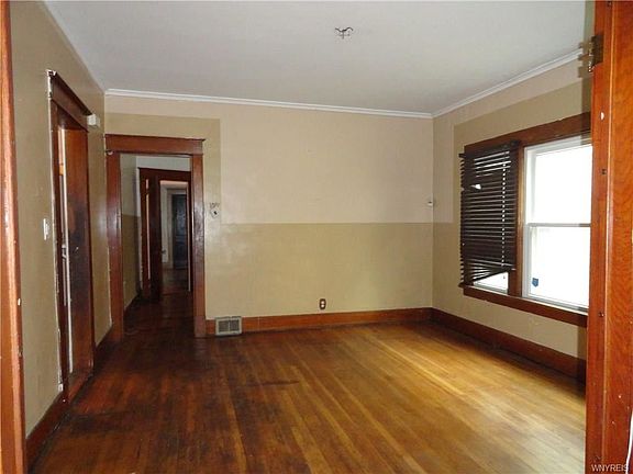 2nd image of 223 Lisbon Ave