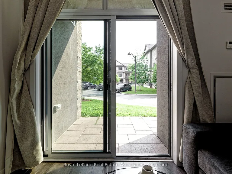 35 Southshore Cres #111 — Photo 19