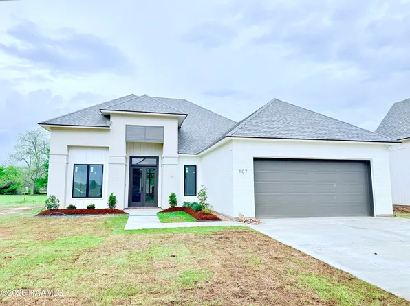 107 Cliffside Dr, Youngsville, LA 70592