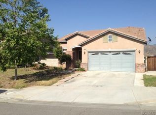 7481 Sonora Ln, Highland, CA 92346