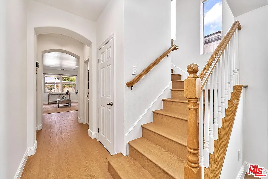 4 bed, 3.5 bath, 2646 sqft, $11,000 — Photo 3