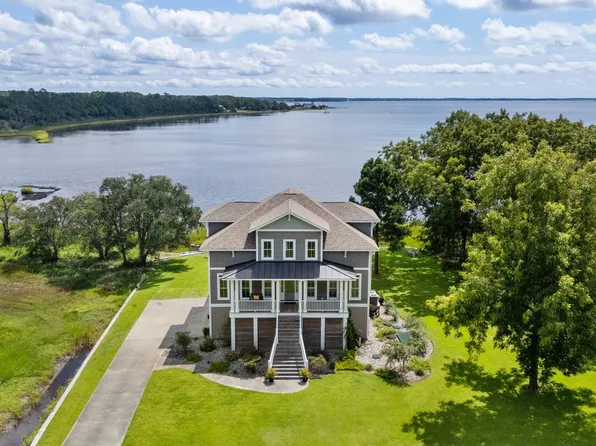 2960 Mill Creek Road, Newport, NC 28570