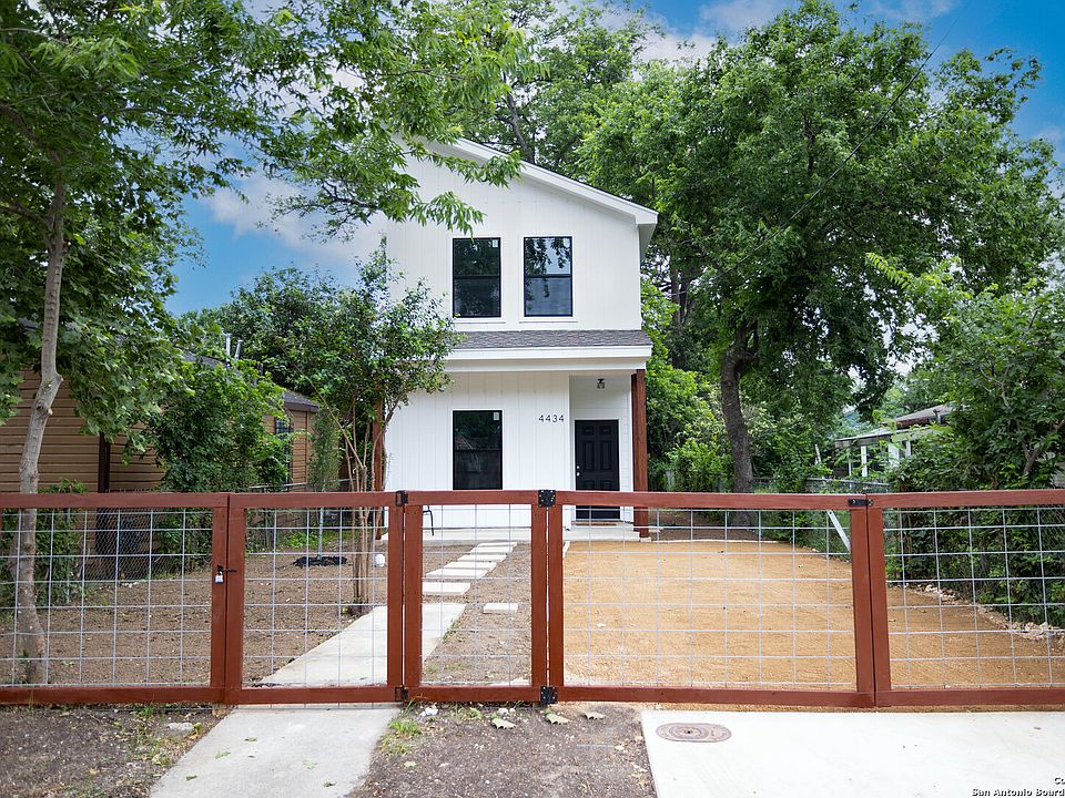 1st image of 4434 Buena Vista