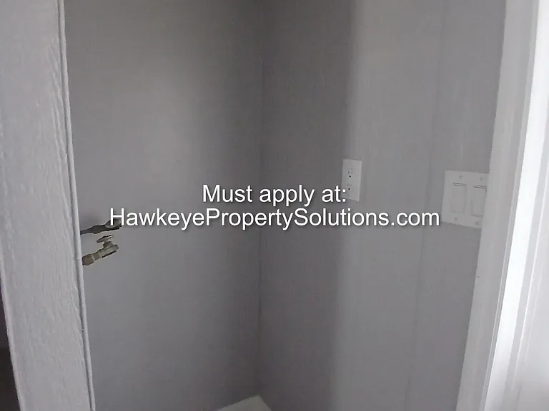 414B Senate St — Photo 16