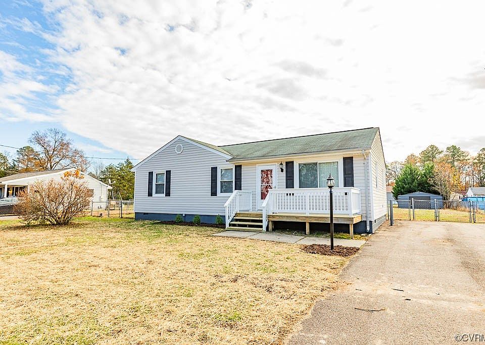 1st image of 24017 Gaydell Dr