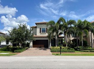 569 SE Fascino Cir, Port Saint Lucie, FL 34984