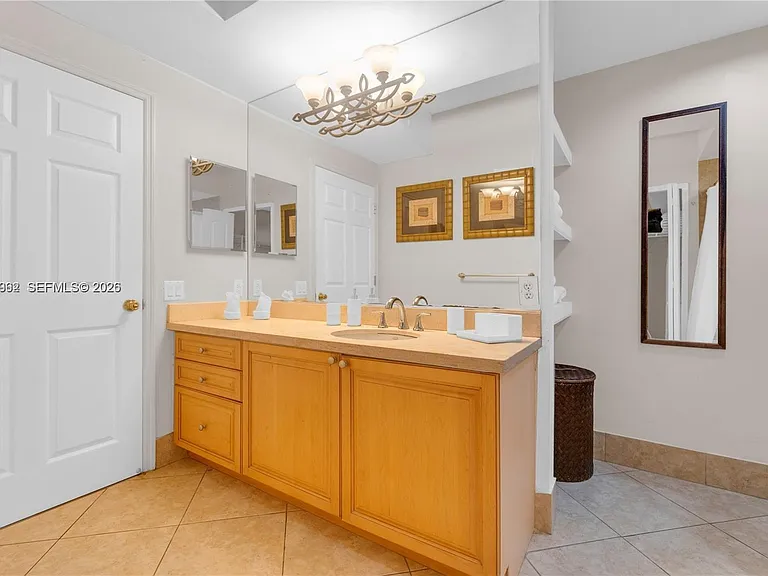 3235 NE 184th St #11103 — Photo 15