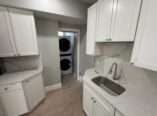 13 Spring St #1R, Somerville, MA 02143