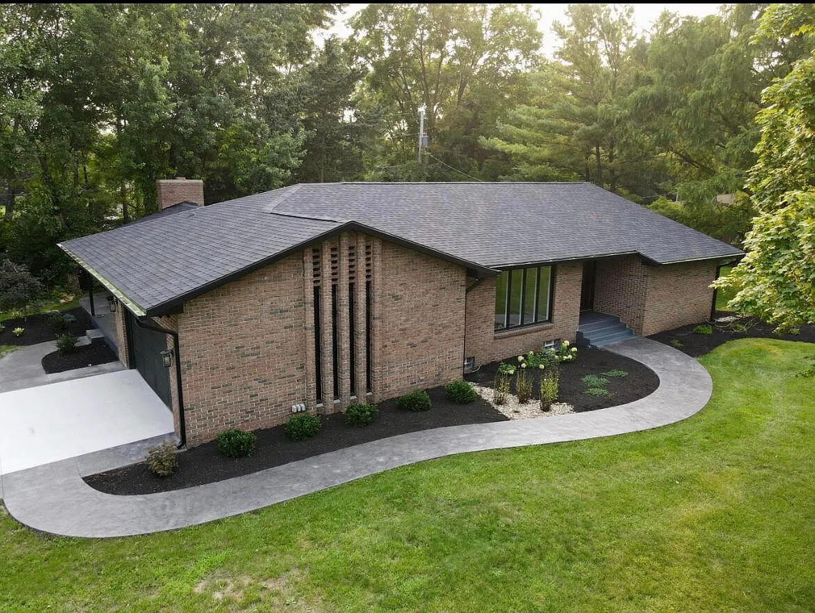 1177 Brookpark Rd photo 1