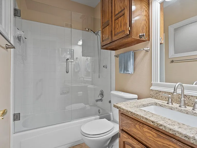 3933 Bordeaux Cir — Photo 12